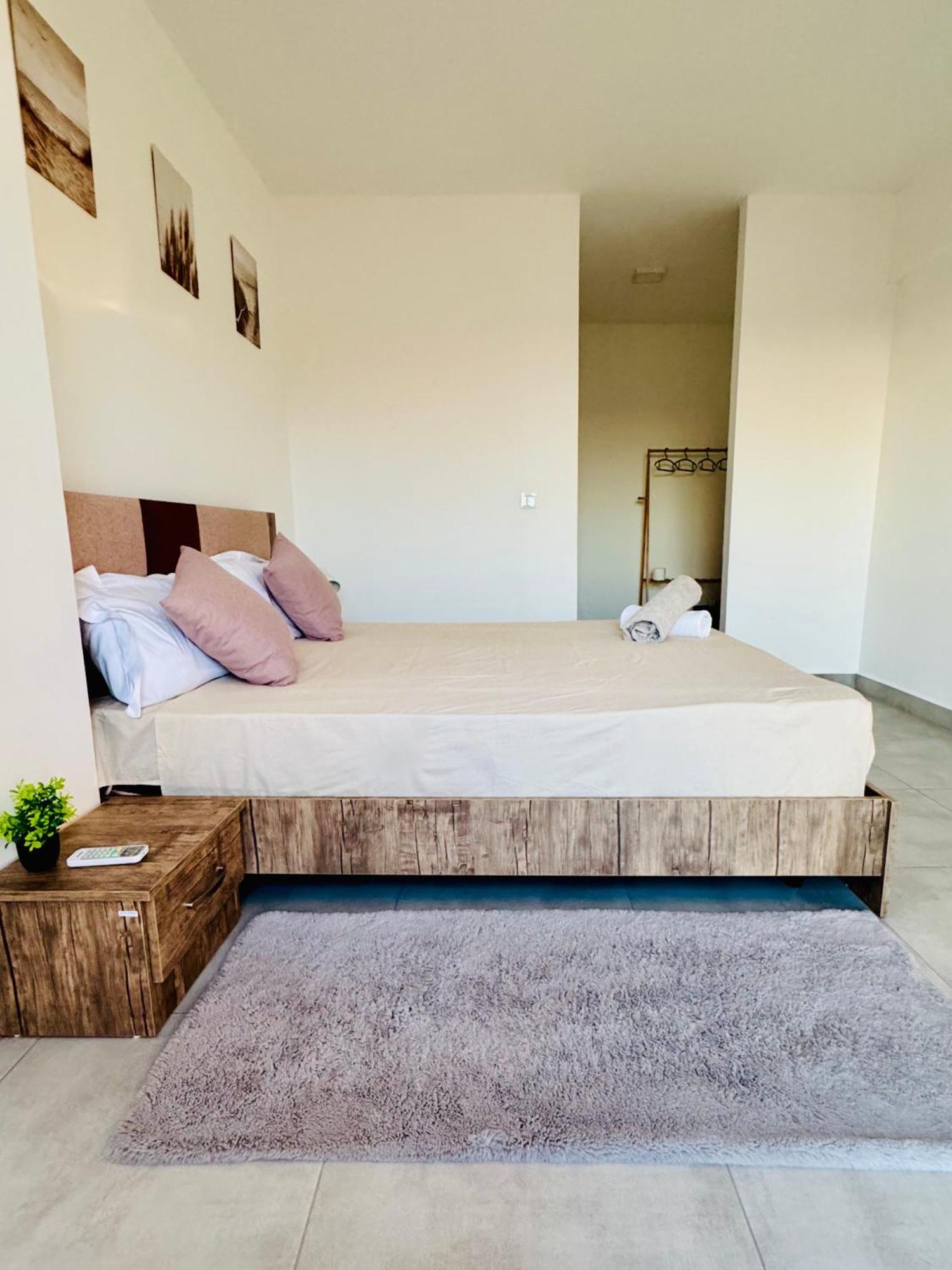 Modern Flat In Flic En Flac-Walk To The Beach 외부 사진